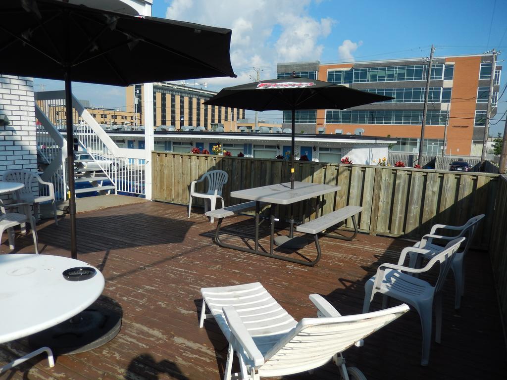 Motel La Siesta Saint-Lambert-Chambly Buitenkant foto