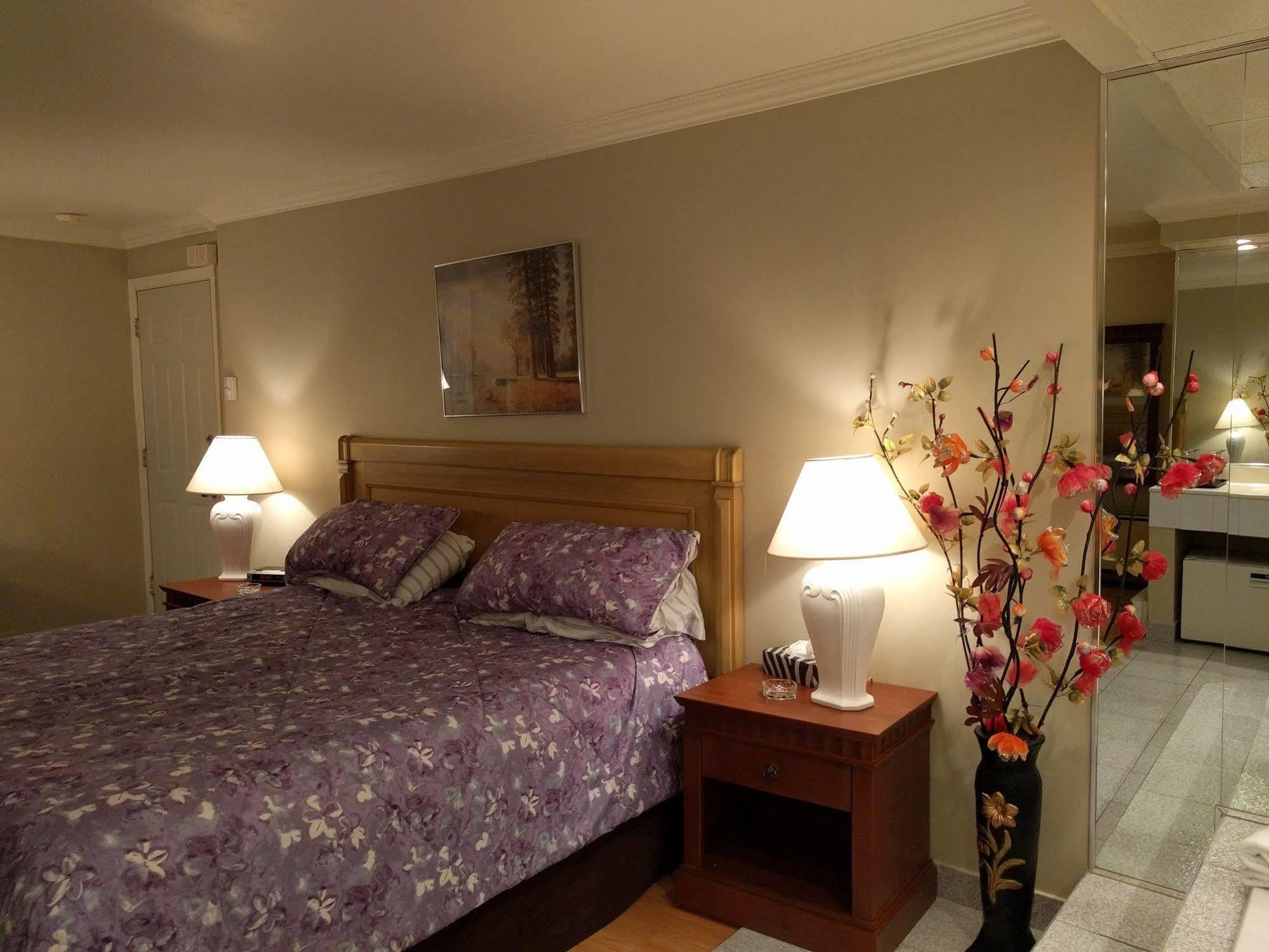 Motel La Siesta Saint-Lambert-Chambly Buitenkant foto