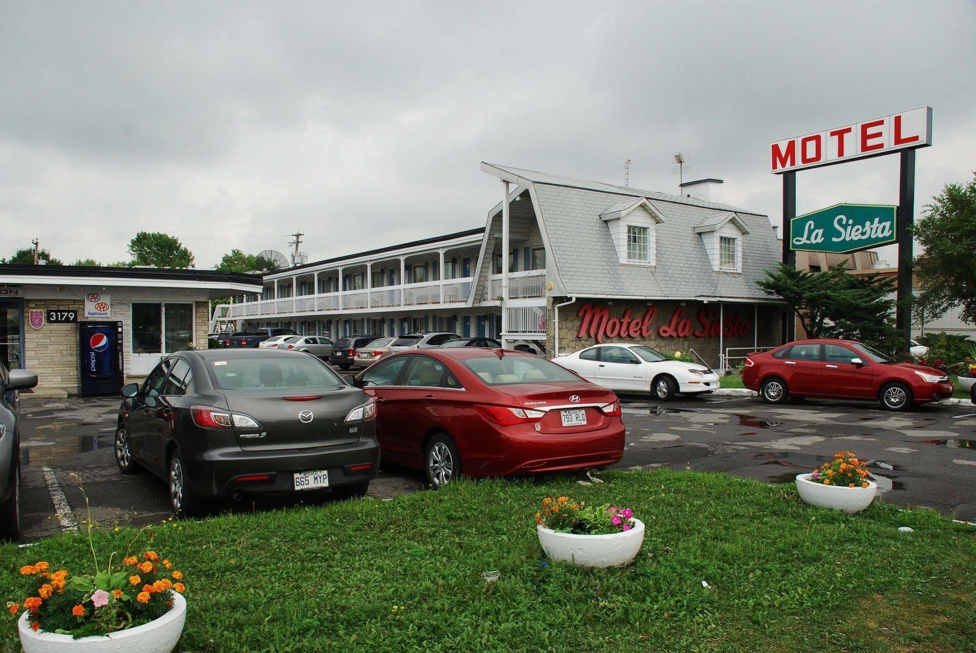Motel La Siesta Saint-Lambert-Chambly Buitenkant foto
