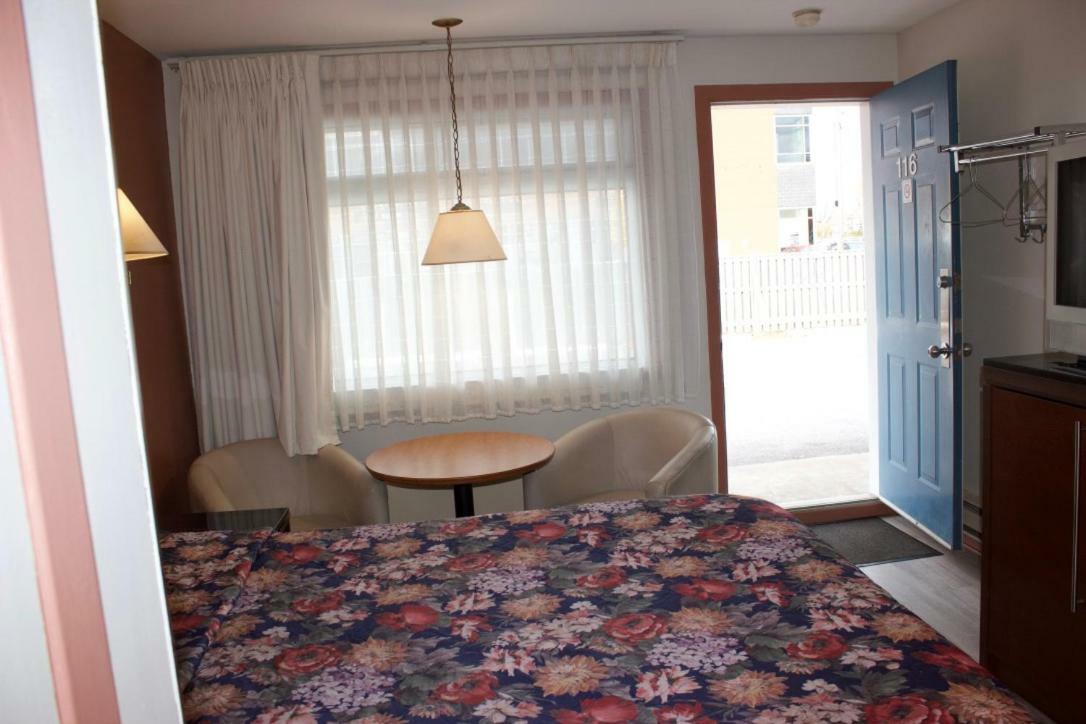 Motel La Siesta Saint-Lambert-Chambly Buitenkant foto